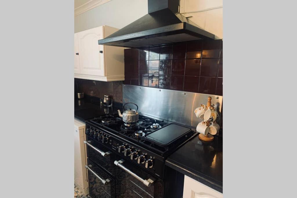 Stunning 18Th Century 5 Bed House Old-Town Hastings Villa Екстериор снимка