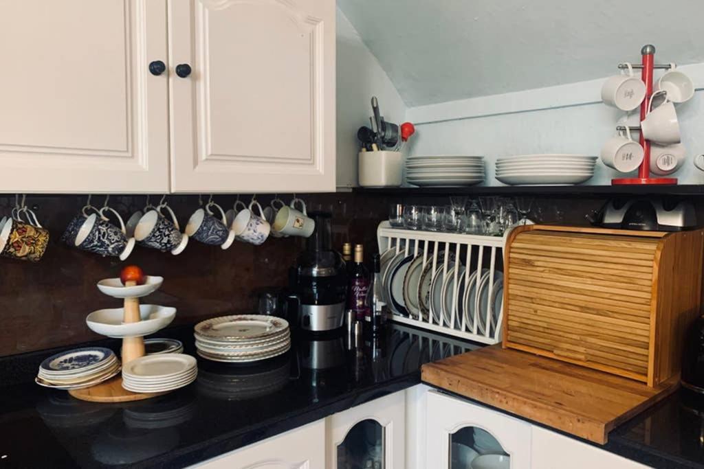 Stunning 18Th Century 5 Bed House Old-Town Hastings Villa Екстериор снимка